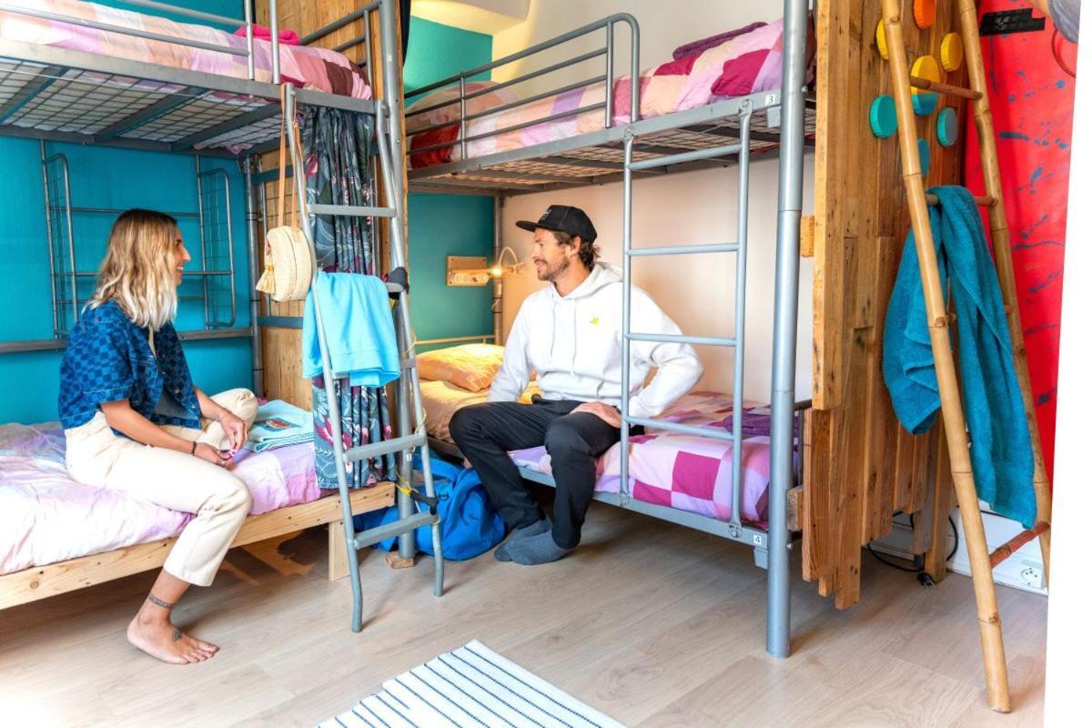 Surf Hostel Биарриц Экстерьер фото